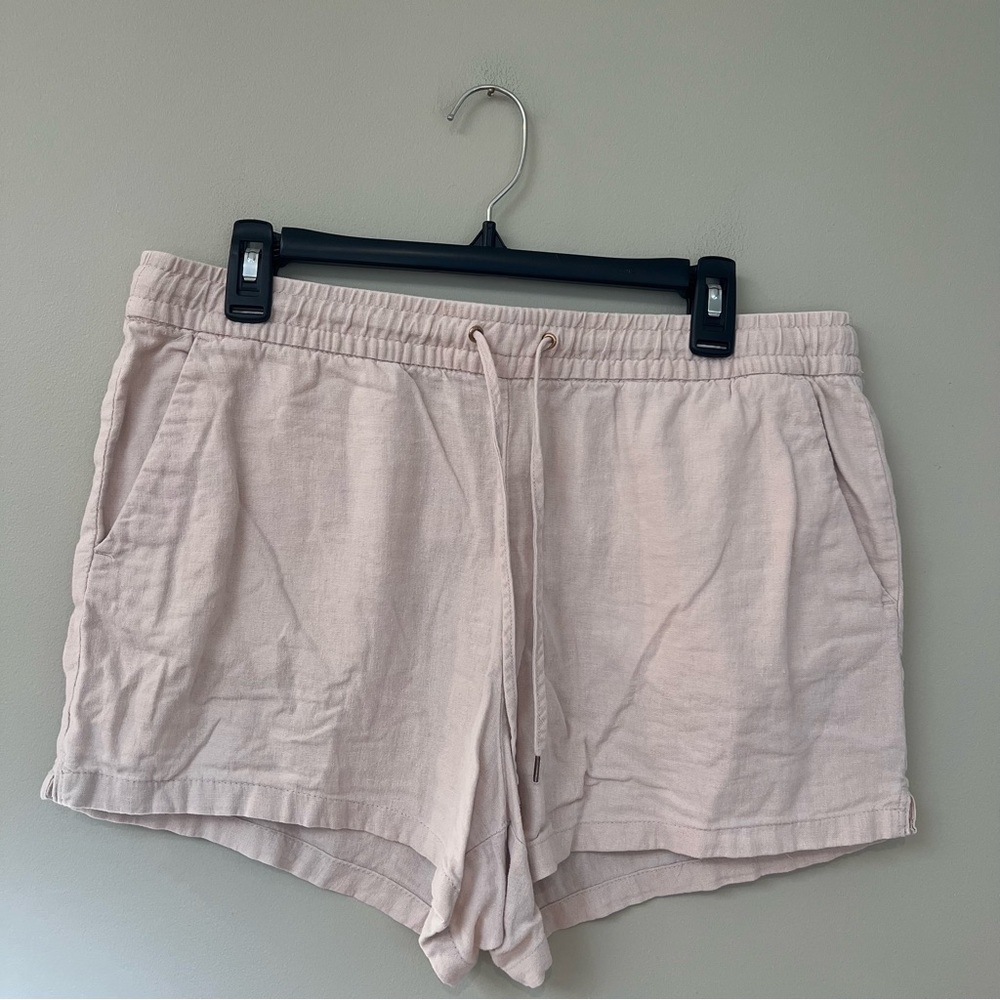 H&M Light Pink Linen Shorts Size 10